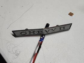 3919092 Chevrolet 1968 Chevy Ii/nova Front Hood Emblem Ornament Nameplate Molding