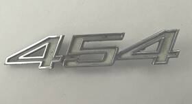 39632 Chevrolet 454 Chevy Engine Fender Emblem Vintage Original