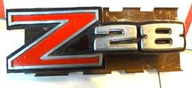 3982040 Chevrolet Vintage Old Camaro Z28 Front Fender Emblem Oem