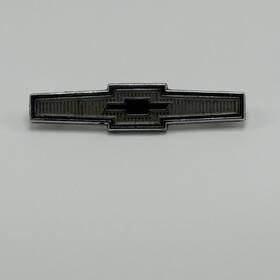 4499524 Chevrolet Door Panel Emblem 1965