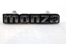 471392w2 Chevrolet Monza 1975 - 1980 Htf Original 1.75 Inch Emblem Very Nice Item #