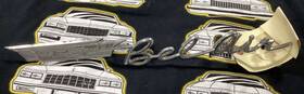 4837367 Chevrolet 1961 Chevy Belair Quarter Panel Emblem Script Oem