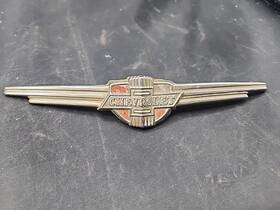 595744 Chevrolet Trunk Emblem