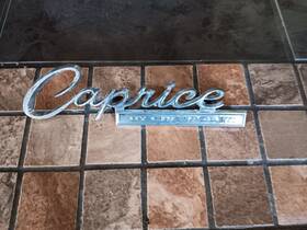 7596291 Chevrolet Nos 1966 Caprice Trunk Emblem Script Nameplate
