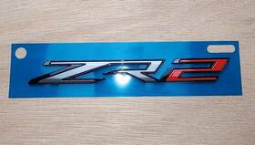 84211000 Chevrolet 21-24 Colorado Tailgate Nameplate Logo Decal Emblem Zr2 Red Gloss Black 8421100