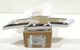 85574798 Chevrolet New Oem Genuine Gm Gold Bowtie Grille Emblem 2024-2027 Silverado Ev