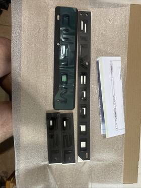 86539784 Chevrolet Oem Accessories 2020-2025 Chevy Silverado 2500 6.2 Black Emblems