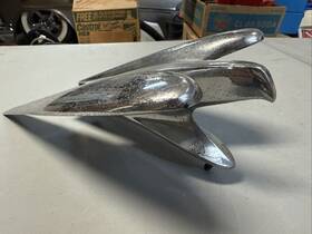 1456679 Chrysler Oem Mopar Eagle Hood Ornament 1954 New Yorker Vintage Car Parts Scta