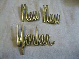 2255082 Chrysler Inch New Yorker Gold Emblems 2ea 1 Ea Oem