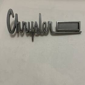 2276473 Chrysler Vintage Emblem Hood Metal Nameplate Badge Script