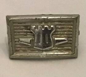 2842-796 Chrysler 1967 Newport Center Grill Grille Emblem 2842 796 Badge Nameplate Logo