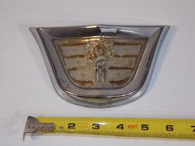 1646475 Dodge Vtg 1956 Car Vehicle Front Grille Ornament Emblem Badge