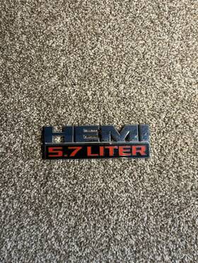 68149700a Dodge Pre-owned Factory 2010-2018 Hemi 5.7 Liter Emblem