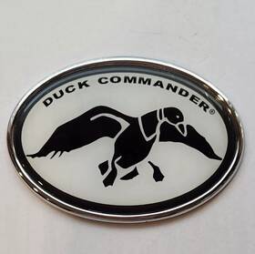 Elektroplate 617353551334 Duck Commander Black And White Oval Chrome Auto Emblem Dynasty