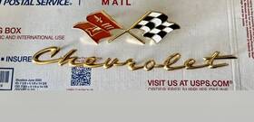 Cx16735 Fargo Automotive 1959 Impala 24k Gold Plated Continental Kit Script And Flag Emblem