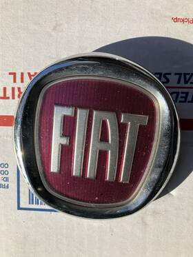 903.fi1a16 Fiat 2012-2019 500 Front /trunk Lid Logo Emblem Badge Rear Back Grill