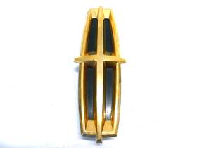 8a53-8b262-aa Fomoco 2009-2012 Lincoln Mks Oem Front Upper Bumper Grill Emblem
