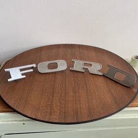 B16577-e Fomoco 1970-1972 Ford F100 F150 F250 F350 Truck 1971-74 E100 E300 Emblem Letters Oem