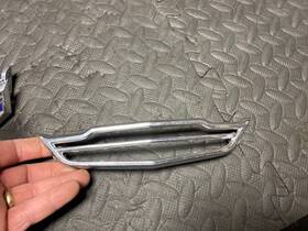 C2ab-16644-a Fomoco 1962 Ford Galaxie 500 Hood Nameplate Molding Crest Emblem Trim Bezel Custom Oem