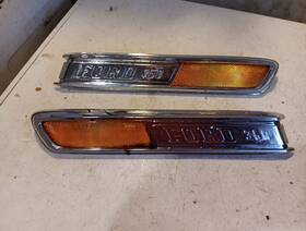 25683 Ford 1968-1972 350 Hood Amber Reflectors Lh And Rh Badges Fomoco Emblems Ornaments