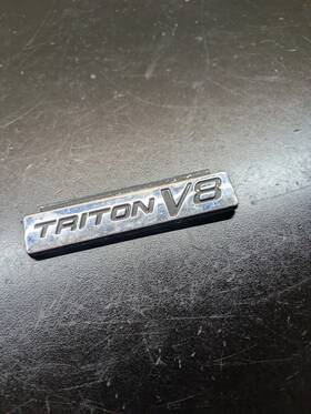 56563669 Ford 2001- 2003 F150 Xlt Triton V8 Oem Left Or Right Fender Emblem Badge #2290