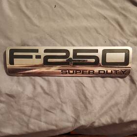 5c34-9943156-dece Ford 99-03 F-250 Emblem