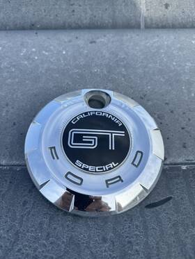 7r33-6342508-ba Ford 2005 - 2009 Mustang Gt California Special Trunk Lid Emblem Chrome Oem