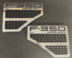 8c34-160026-c Ford F-350 Xl Super Duty Driver Passenger Fender Emblem Badge Set 2008-2010