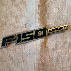 9l34-16b115-cc Ford 2009-2014 Lariat F-150 Rh Fender Emblem Used Oem Part #