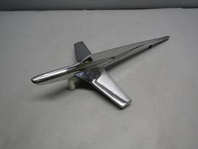 B5a-16850-a Ford 55 Hood Ornament