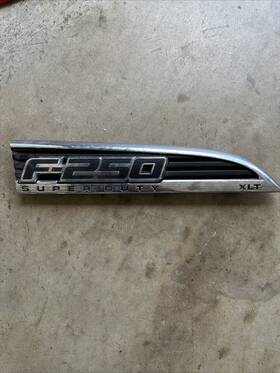 Bc34-25000a72-bb Ford 11-16 F250 F-250 Xlt Rh Right Passenger Super Duty Fender Badge Emblem Plate Oem