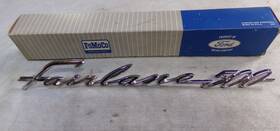 C1az-16098-e Ford Name Plate Front Fender Inch Fairlane 500 1961 Nos