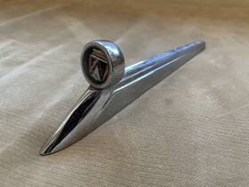 C2db-16a104-a Ford 1962 Falcon Rh Front Fender Hood Ornament Rat Rod Custom 19-120