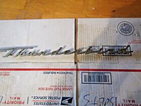 C3sb-63291a36-a Ford 64 Thunderbird Orig Front Fender Emblem