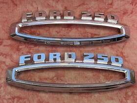 C5tb-16720-d Ford Pair 1965 Truck Fender Emblem 250 C5t B-16-720-d