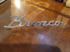 C7tb-16078-b Ford C7tb-16098-b Set Vintage Metal 67-72 Bronco Chrome Script Emblem Fomoco
