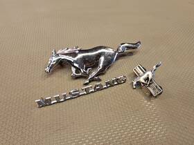 C8zb-16c229-b Ford 3x Oem Vintage Original Mustang 60s 70s Emblem Badge Fomoco Scott Drake