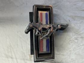 C9zb-88369-b Ford 1969 69 Mustang Front Grille Grill Emblem With Nuts And Plate Original
