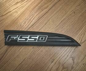 Cc34-25000a72-aaw Ford 11 - 16 F550 Right Passenger Fender Emblem Super Duty Oem