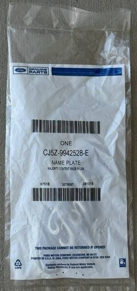 Cj5z-9942528-e Ford Oem New Escape 2005-2016 Hatch Emblem
