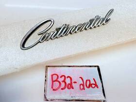 D2lb-13a171-aa Ford Oem 1972 - 1975 Lincoln Continental Headlight Door Emblem B32-202