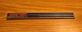E7tb-16702-jc Ford 1987-1991 F150 F250 F350 Xlt Emblem - P/n No Pins