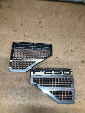8c34-2500a72-c Ford F250 Lariat Super Duty V8 2008 To 2010 Pair Fender Emblem Badge Oem Red