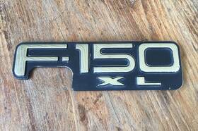 F65b-16b114-b Ford 97-03 F150 Xl Emblem Front Fender Oem F65b-16b114-b Ford 97-03 F150 Xl Emblem Front Fender Oem