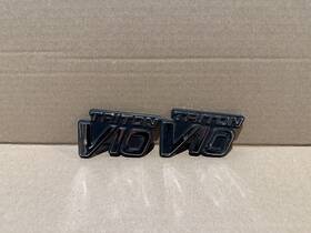 F81b-18702-aa Ford 1999-2004 F250 F350 Triton V10 Fender Emblem Badge Logo 2000 2001 2002 2003