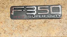 F81z-16720-sa Ford Used 99-04 F-350 Super Duty Xlt Fender Emblem Nameplate Oem F81z-16720-sa Ford Used 99-04 F-350 Super Duty Xlt Fender Emblem Nameplate Oem