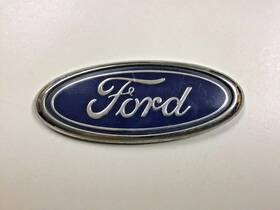 F8cb-5442550-aa Ford 3.5 Inch Oval Blue Plastic Emblem