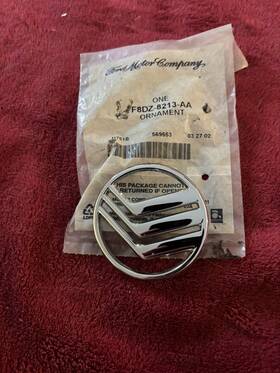 F8dz-8213-aa Ford New Oem 1998 Mercury Sable Front Grille Emblem