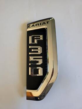 Hc3b35000a72-cfw Ford 2017-2019 F350 Lariat Passenger Right Side Fender Emblem Badge Oem