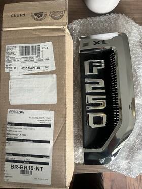 Hc3z-16720-ab Ford Genuine Oem F250 Xl Nameplate Emblem Passenger Side 2017-2019 Hc3z16720ab